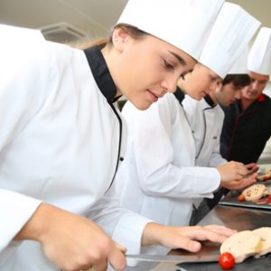 Estudia el Curso Ayudante de Cocina en Colectividades y conviértete en un experto en cocina