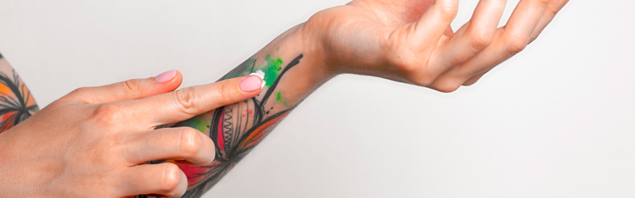 Cómo curar un tatuaje infectado? - Escuela el Gremio